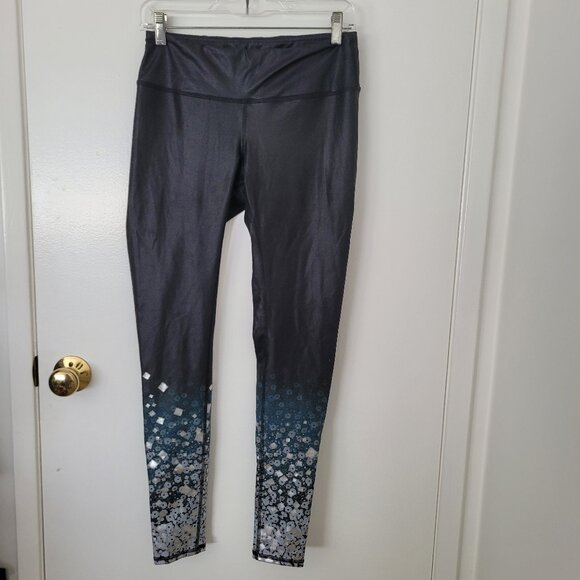 Alo Airbrush Legging size Medium - Picture 2 of 5
